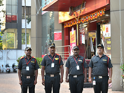 Security-services-for-shopping-mall